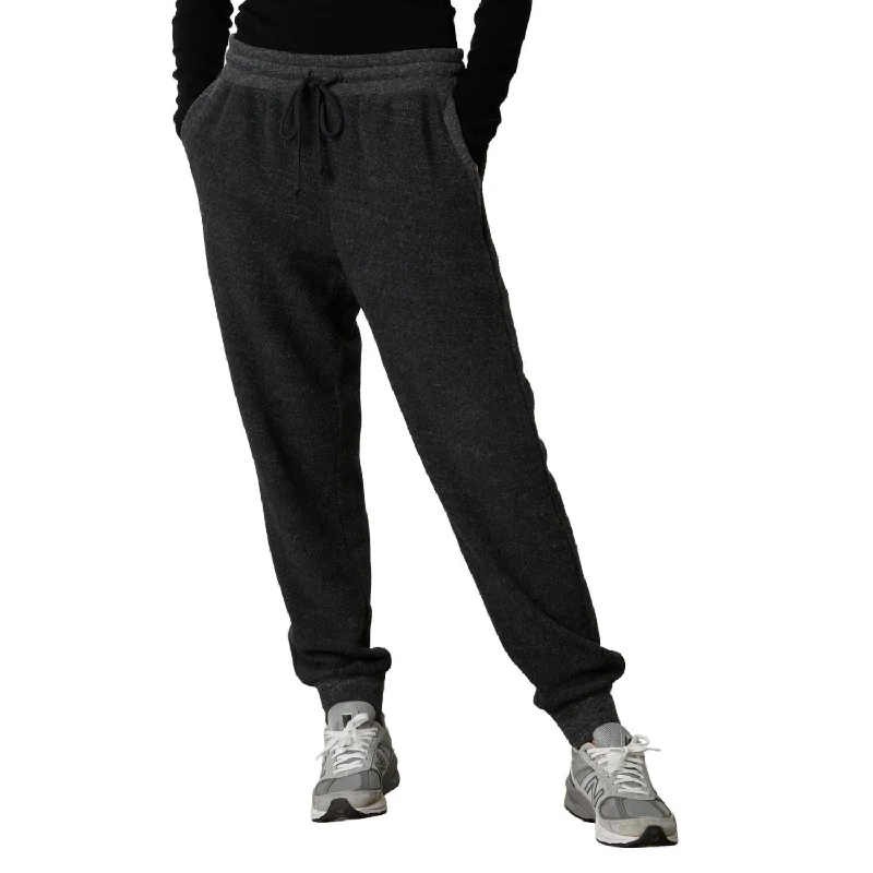 Tabby Sherpa Fleece Pant In Charcoal